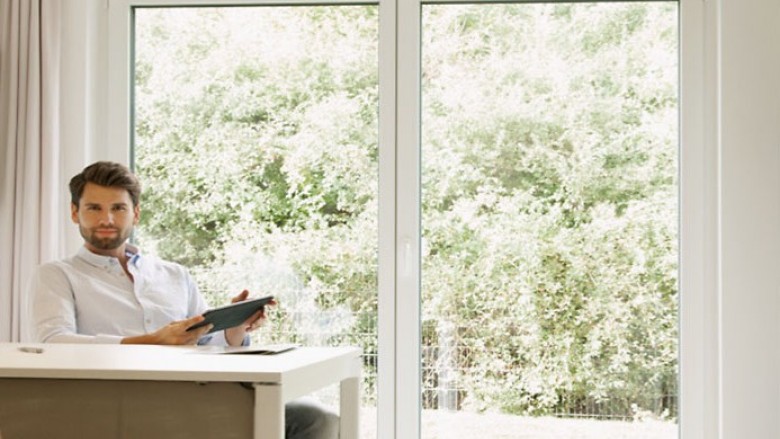 Панорамне скління