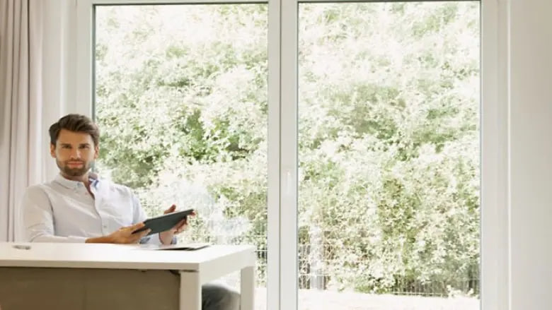 Панорамне скління