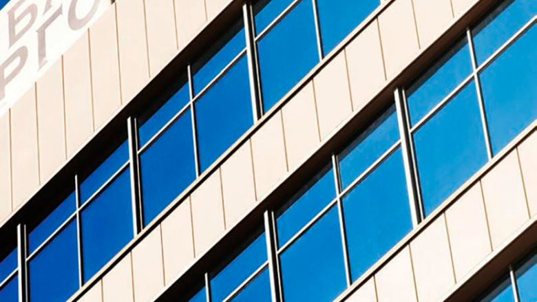 Фасадне скління