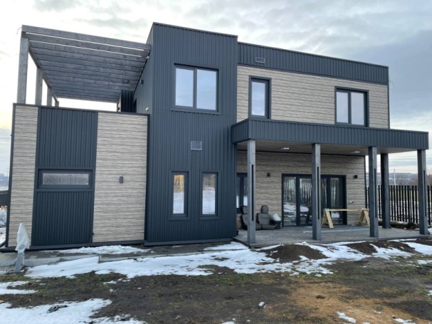 cottage-with-structures