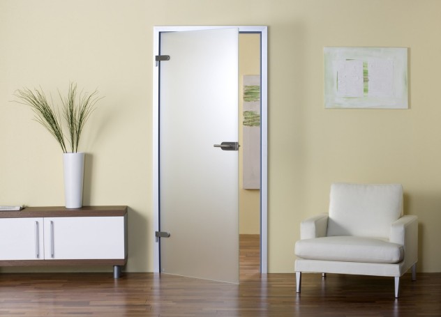 Скляні двері в офіс