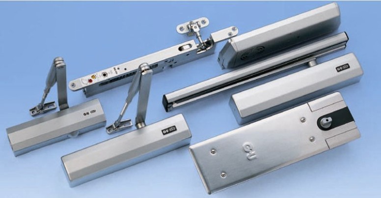 Дотягувач дверей