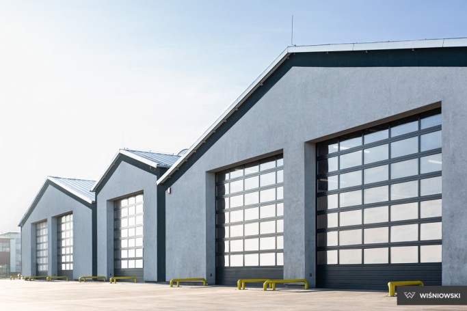 Секційні ворота UniPro з декором