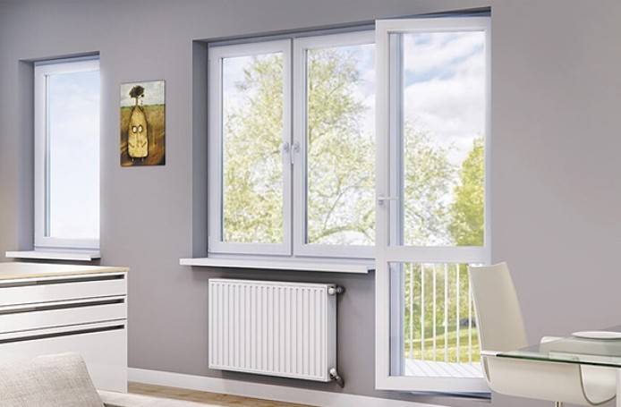 Одностулкові балконні двері зі склом та імпостом