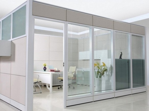 Пластикові перегородки