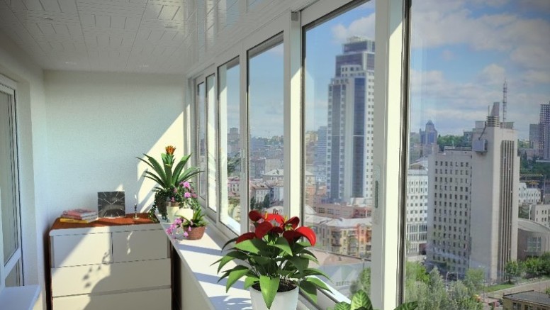 Скління балкону KORSA SLIDING SYSTEM