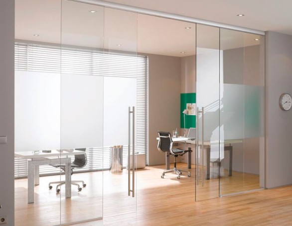 Скляні розсувні двері