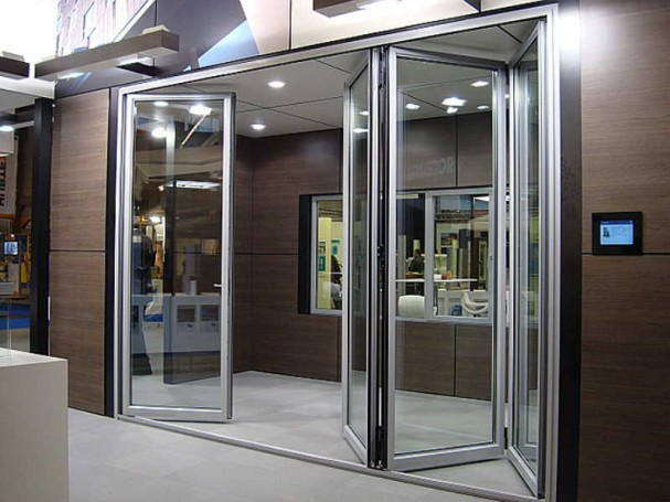 Двері з алюмінію